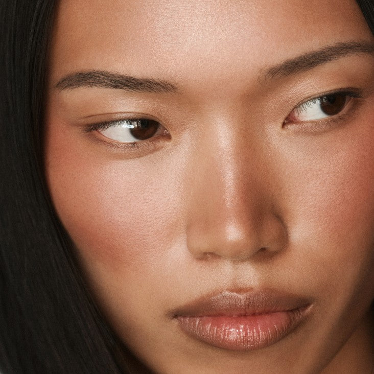 peptide lip shape squeeze